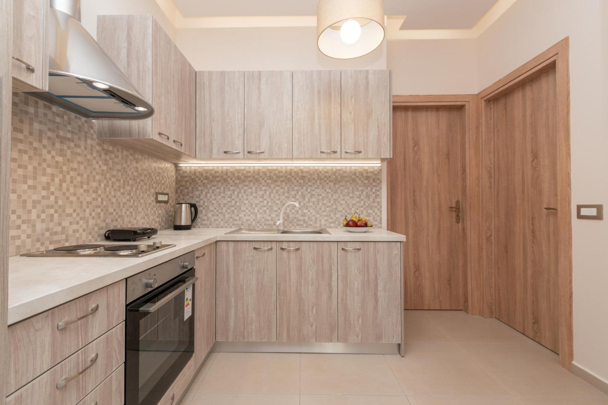 Katsaros Luxury Apts II 5 Min Walk To Beach チィリヴィ エクステリア 写真