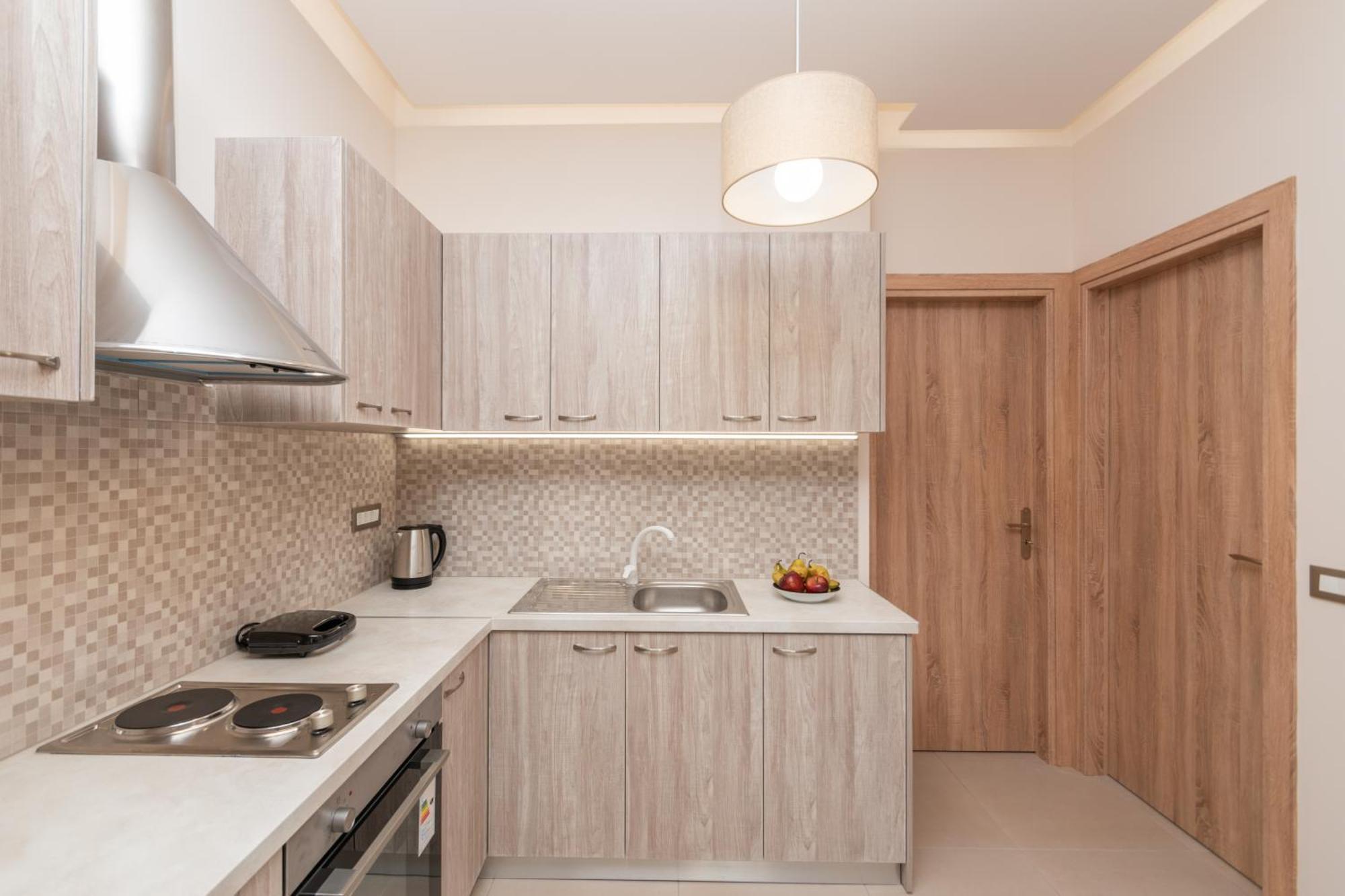 Katsaros Luxury Apts II 5 Min Walk To Beach チィリヴィ エクステリア 写真