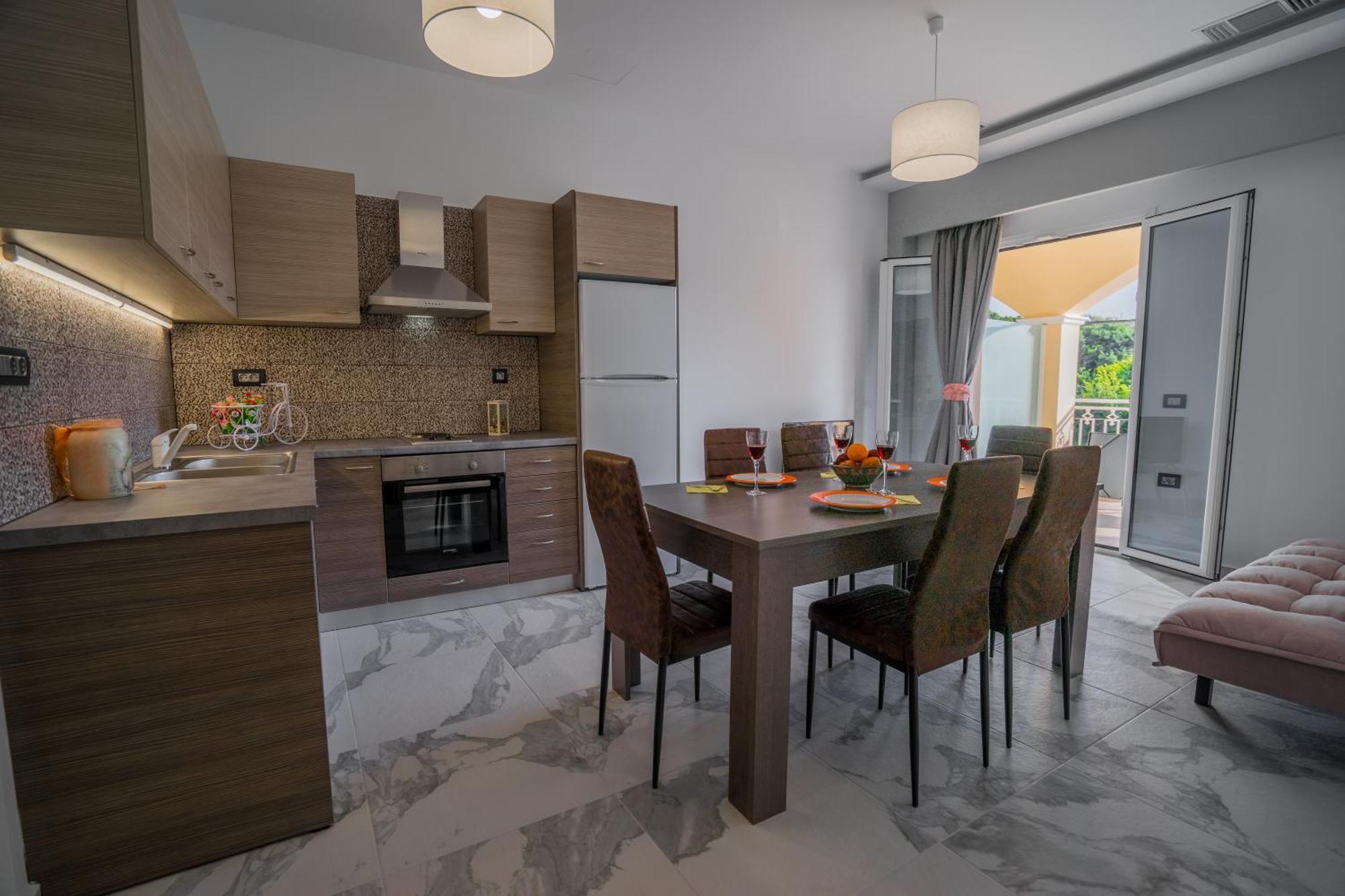 Katsaros Luxury Apts II 5 Min Walk To Beach チィリヴィ エクステリア 写真