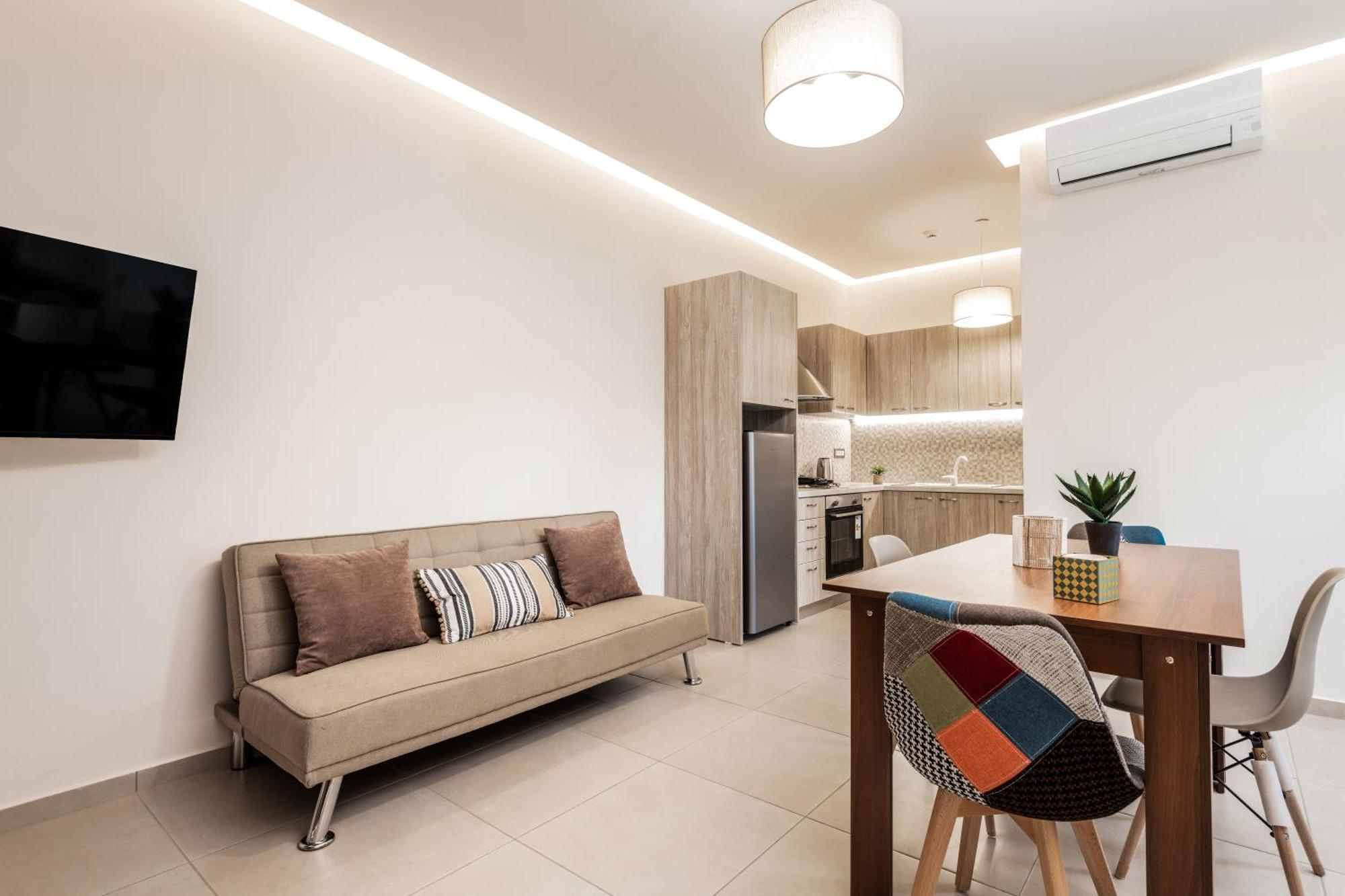 Katsaros Luxury Apts II 5 Min Walk To Beach チィリヴィ エクステリア 写真